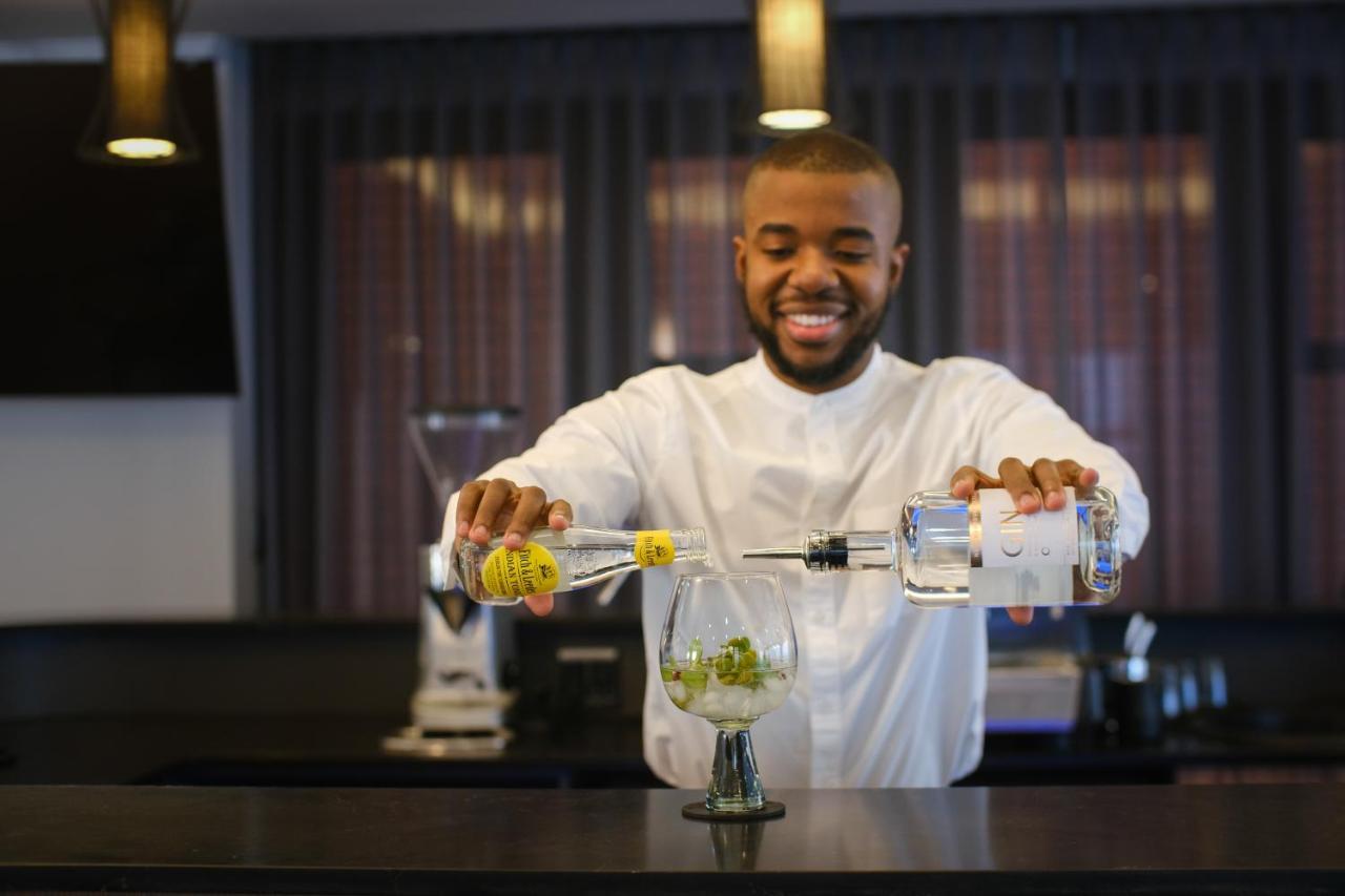Sanctuary Mandela Hotell Johannesburg Exteriör bild