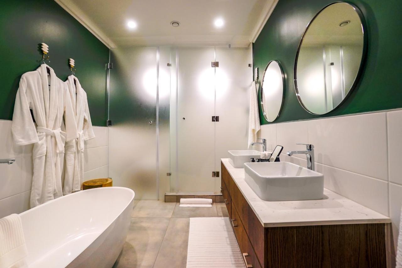 Sanctuary Mandela Hotell Johannesburg Exteriör bild