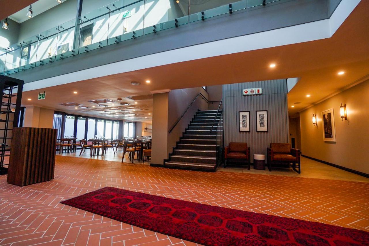 Sanctuary Mandela Hotell Johannesburg Exteriör bild